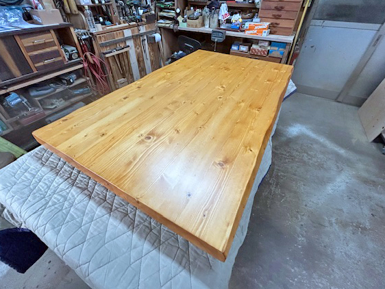 ダイニング・ベンチの再生塗装 天板塗装