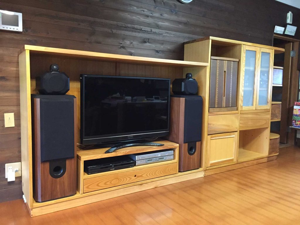 オーダー家具：テレビオーディオキャビネット