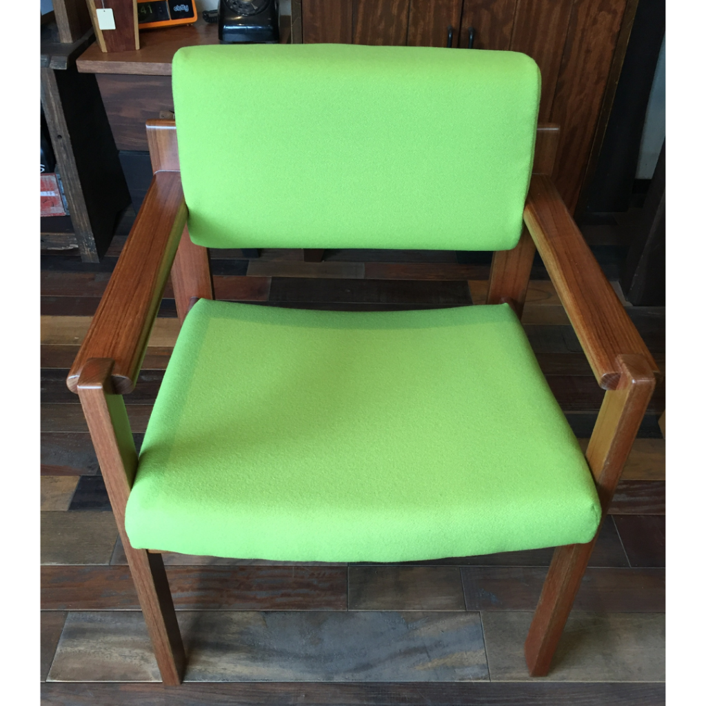 リフォーム・椅子(再生塗装・座面張替え):After