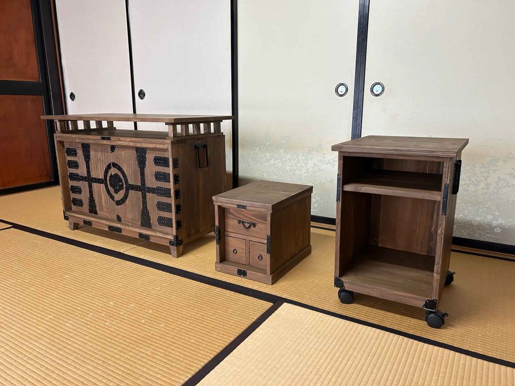 リメイク・桐ダンスからテレビ台・小物入れ・ワゴンテーブル：After