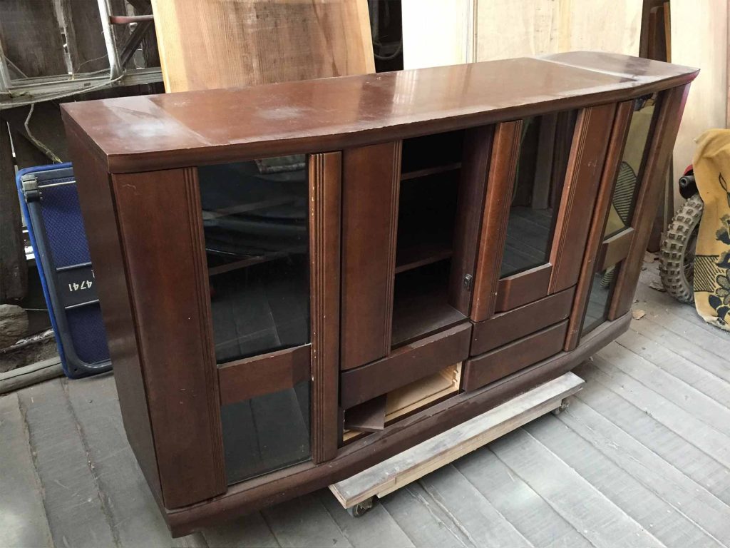 リメイク・食器棚：Before